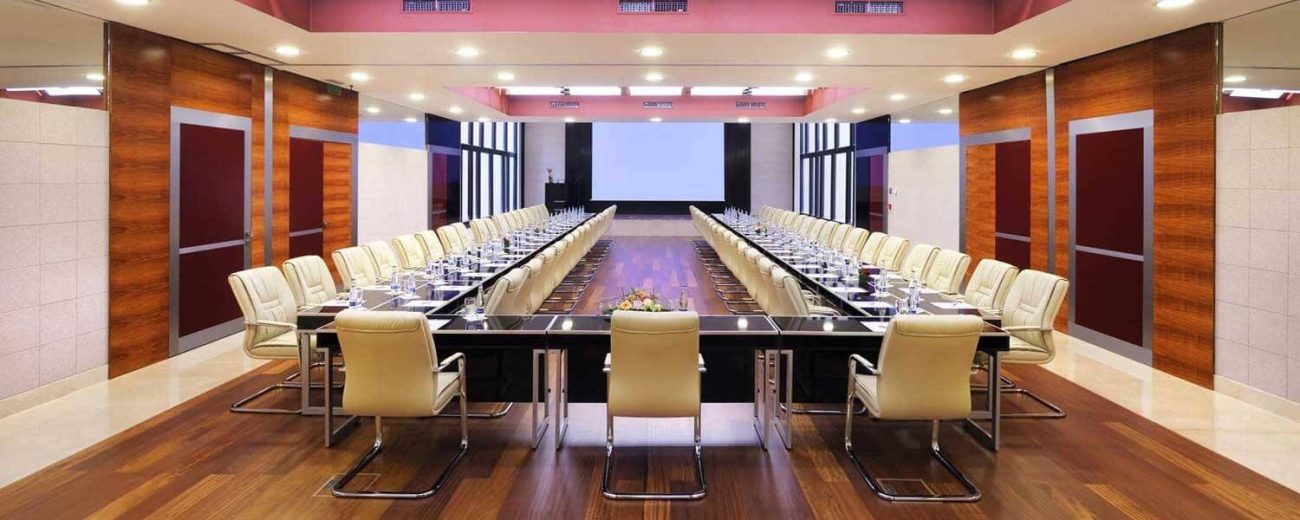 فاکتور-اساسی-در-انتخاب-صندلی-کنفرانس